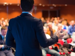 Keine Gewerbesteuerfreiheit für selbstständig an einer Einrichtung unterrichtende Lehrer